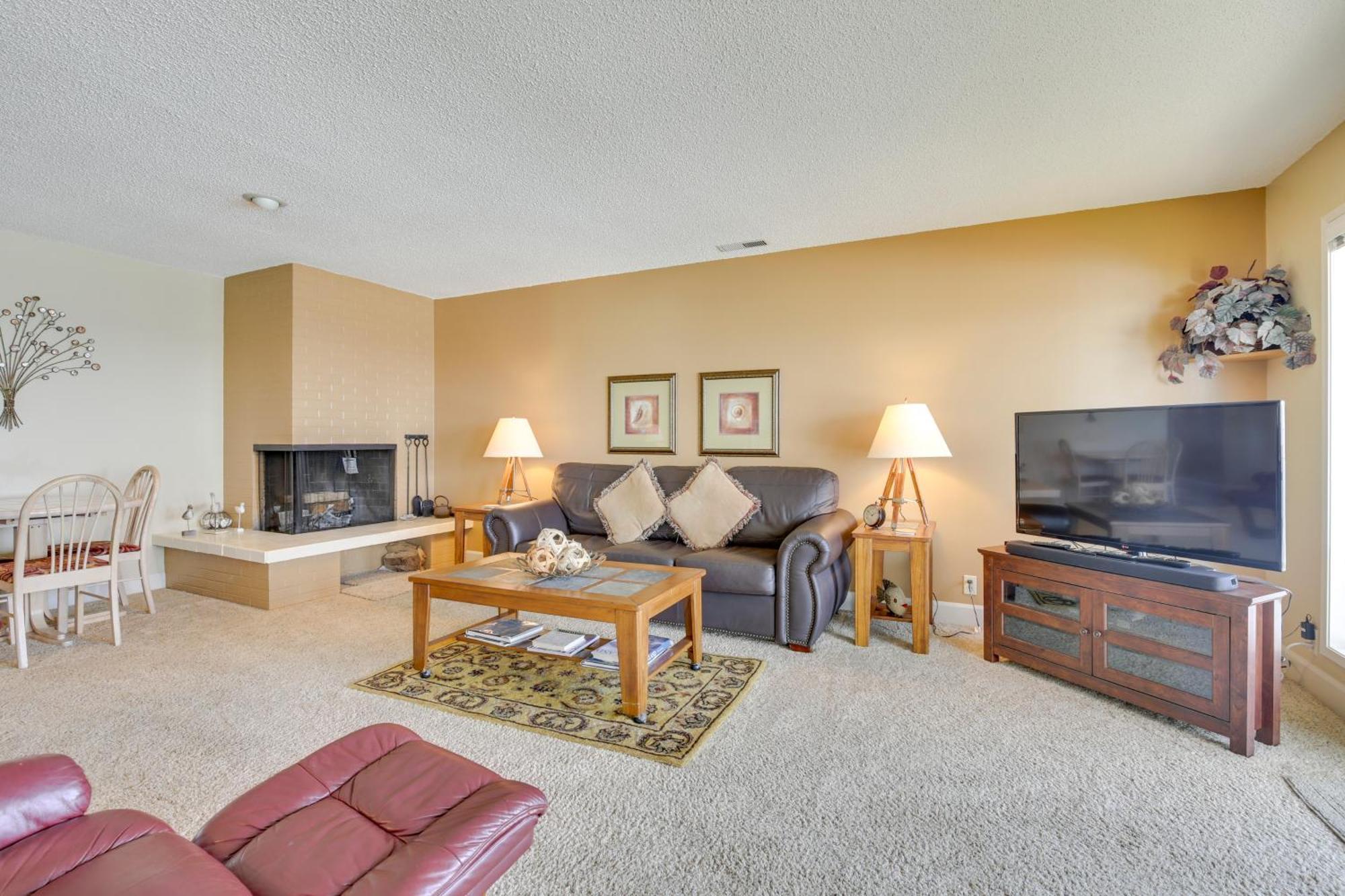 Comfortable Lincoln City Condo With Patio And Views! Exterior foto
